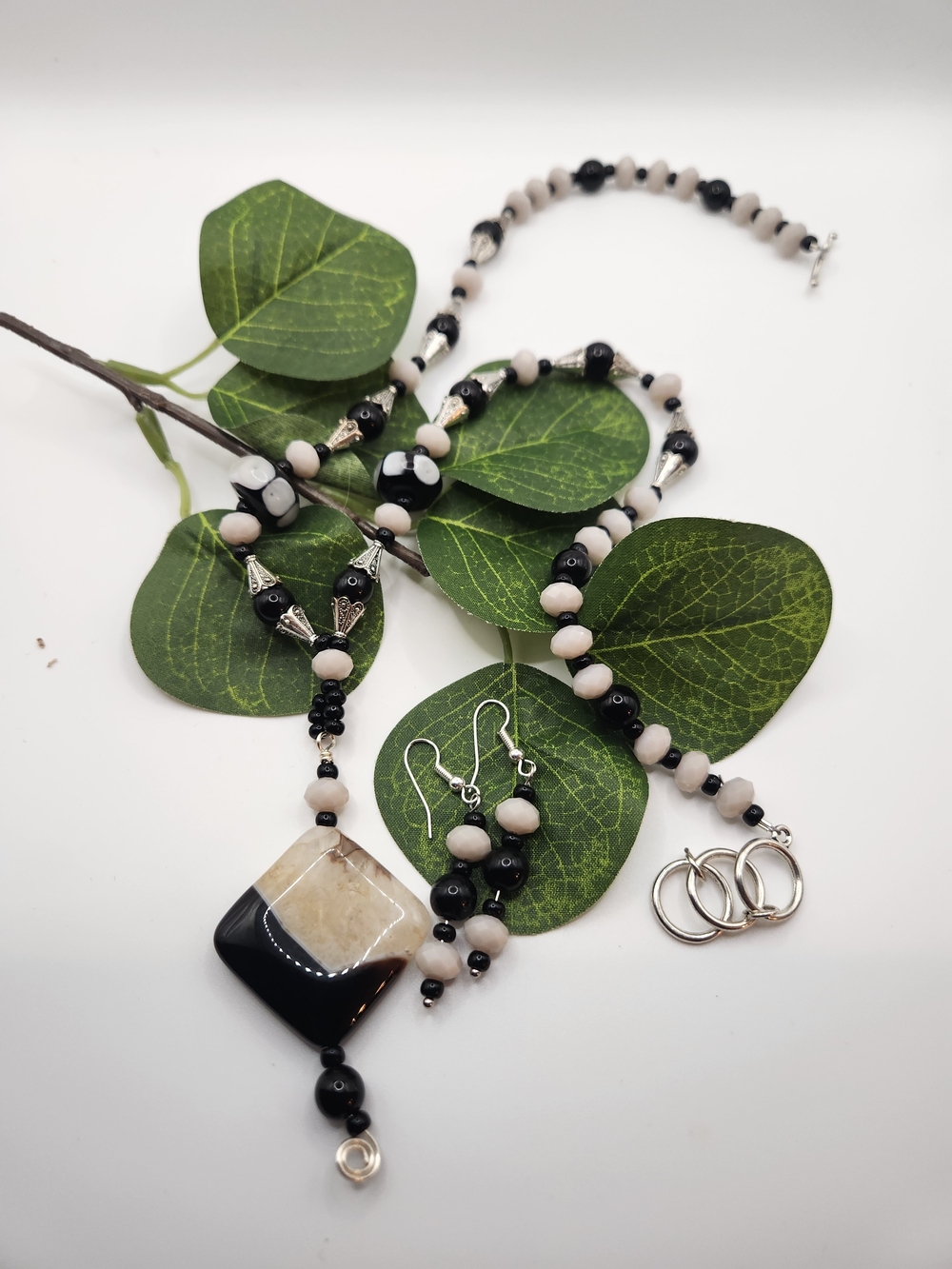 Black and Cream Beaded Pendant Necklace with Matching Earrings